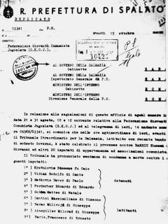 Faksimil prve stranice izvještaja splitske Prefekture o presudi kojom je Izvanredni sud za Dalmaciju 15. listopada osudio na smrt grupu splitskih antifašista