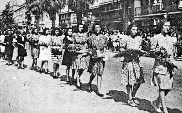 Splitska mladost na sprovodu skojevcu 12. kolovoza 1943.