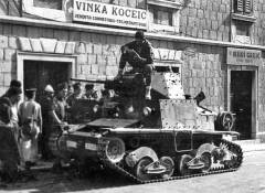 Partizani preuzimaju tenkove