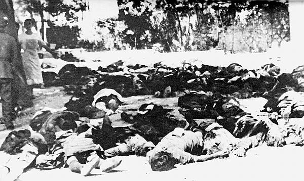 Pazar je pružao stravičnu sliku uništenja i smrti