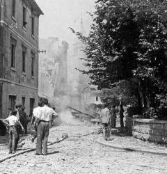 Muzička škola pogođena bombom