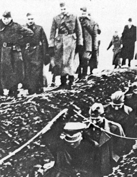 Maršal Tito obilazi front u Srijemu u siječnju 1945.