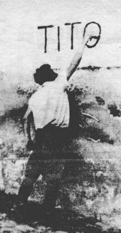 Mladi ilegalci prkose okupatoru